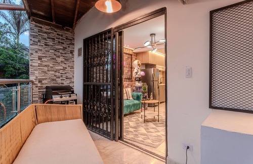Medellin House | Medellin Trendy Influencer ArtPop Colors Apartment Unique in the area