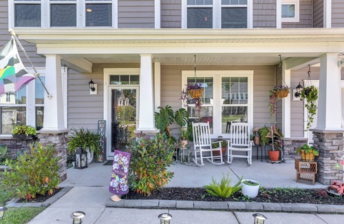 Moncks Corner House | Media Room & Yard: Modern Moncks Corner Home