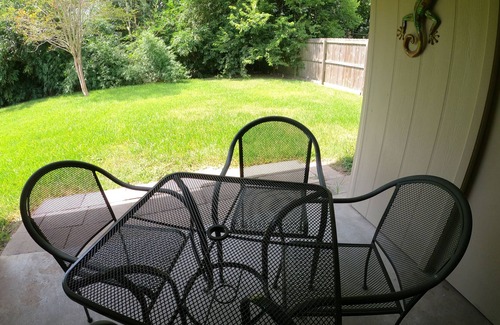 Willow Meadows/Willowbend Area House | Medical Center, Great Neighborhood, Everthing Included!