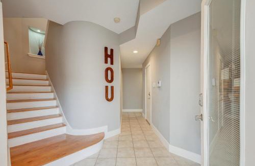 Willow Meadows/Willowbend Area House | Medical Center Spring Special 1 Mile to NRG 3BR Fast Wifi