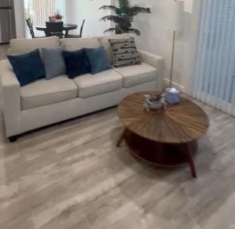 Dallas Apartment | Medical District Delight