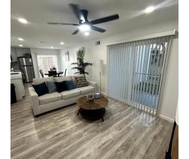 Dallas Apartment | Medical District Delight
