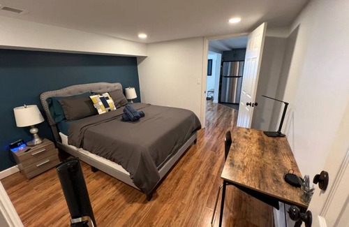 Westerleigh Apartment | Medical Residents no cleaning fee Private Entrance Full Brand New Apartment