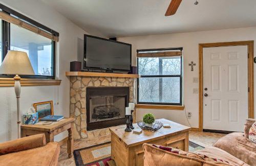 Medicine Park House | Medicine Park Cabin Rental with Mountain View