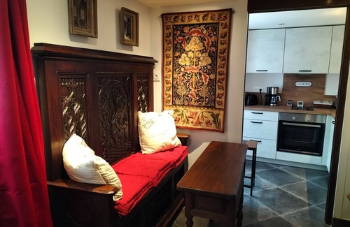 Montaubert - Rille - Saint-Sulpice House | Medieval Getaway