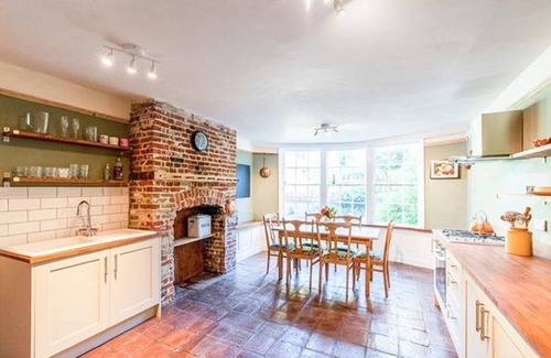 Thetford House | Medieval Grade II Listed Townhouse