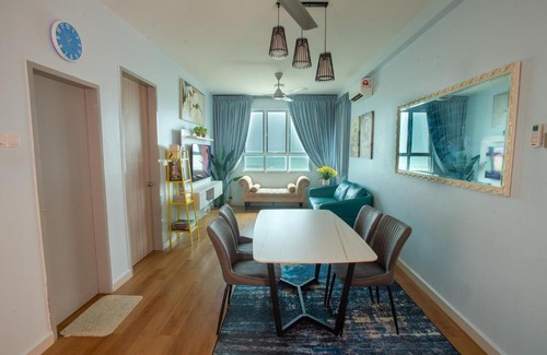 Kampung Tanjung Kapur Apartment | Medina City Sea View Home