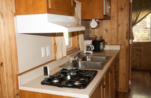 Lakehills Resort | Medina Lake Camping Resort Cabin 7