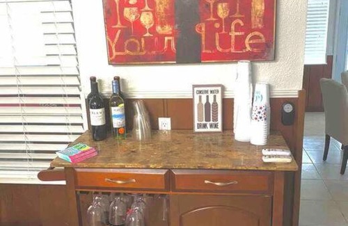 Lakehills House | Medina Lakefront Hideaway
