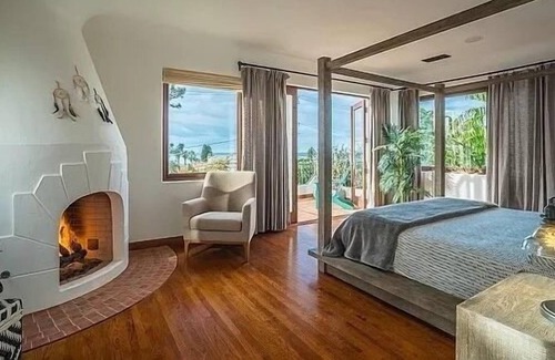 Sunset Cliffs House | Mediterranean Riviera Circa 1927: Casa Blanca Sunset Cliffs w Pool/Spa 1/2 acr