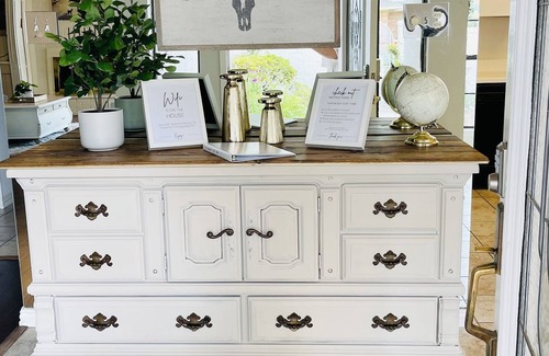 West Arlington House | Mediterranean Style Villa/Entertainment District