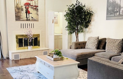 West Arlington House | Mediterranean Style Villa/Entertainment District
