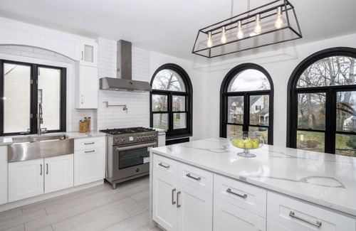 New Rochelle House | Mediterranean Villa nested on the hills of Wykagyl