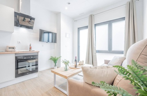 Camins al Grau Apartment | Mediterraneum. Suite D by Host Valencia