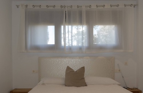 Las Negras Apartment | Medium apartment with capacity for 3 people and pool