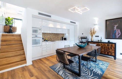 Vilamoura Ski Chalet | MEDUSA LUXURY MARINA