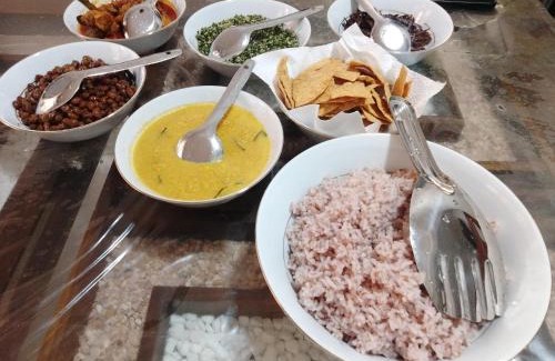 Meemure House | Meemure Homestay