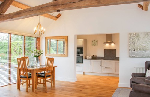 High Ercall Cottage | MEESON VIEW, luxury holiday cottage in Waters Upton, Shropshire