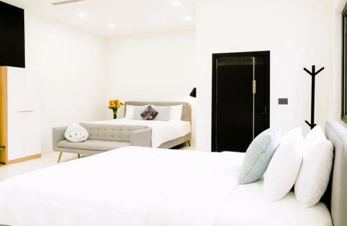 Wat Ket House | MeeTHan House