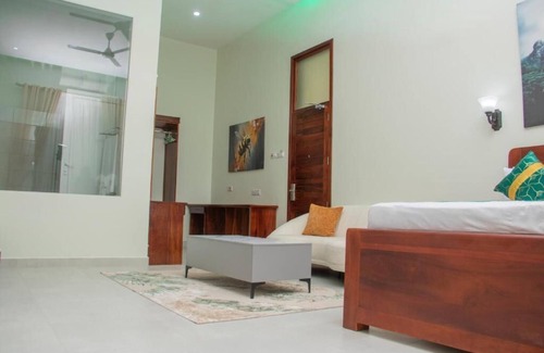 Dar es Salaam Bed & Breakfast | MEGA Lodge 11