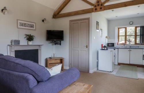 Axminster House | Megs Roost
