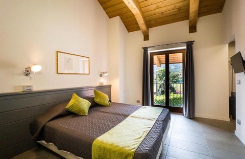 San Secondo di Pinerolo Bed & Breakfast | Mehdi's home