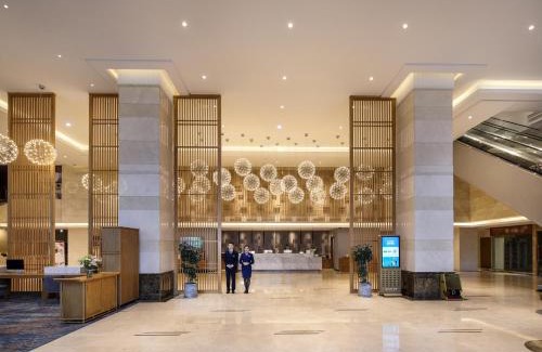 Panyu Hotel | Mehood Lestie International Hotel Nancun Wanbo Metro Station Branch - Free Shuttle Bus to Canton Fair Complex During Canton Fair Period & Free breakfast & Free afternoon tea & Free midnight snack & Free VPN Internet Access