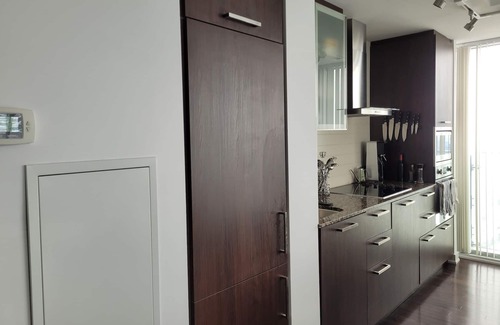 Toronto Entertainment District Apartment | mehri suites