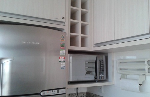 Itapema Apartment | Meia Praia. 3-bedroom apartment, 2 parking spaces, half a block from the sea and promenade
