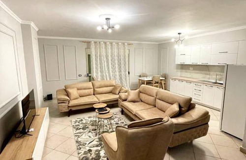 Durres Apartment | Meibel's house new appartment located in centre 100mbs wifi