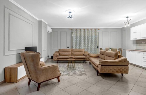 Durres Apartment | Meibel's house new appartment located in centre 100mbs wifi