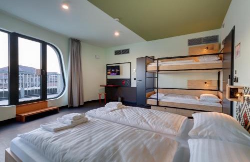Belso-Ferencvaros Hotel | MEININGER Budapest Great Market Hall