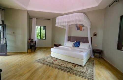 Kihihi Resort | Meizi-Meera Eco Resort