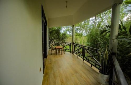 Kihihi Resort | Meizi-Meera Eco Resort