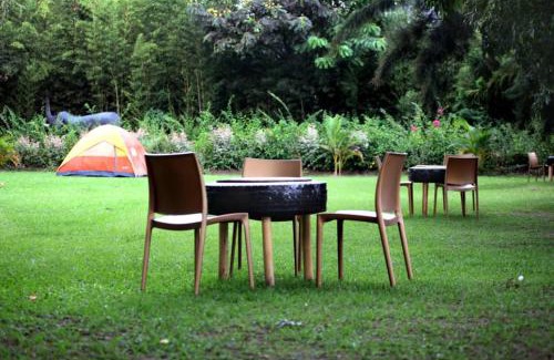 Kihihi Hotel | Meizi-Meera Eco Resort