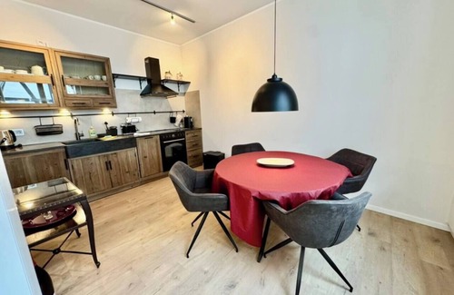 Celle Apartment | MEL&BENS Balcony Suite | Old Town | Parking Option