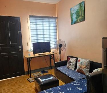Batangas City Apartment | Mel's Place Batangas Unit 2 Two Bedroom House w Free Parking WIFI Smart TV Netflix Hot & Cold Shower