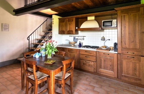 Stacciola Apartment | MELA VERDE apartment 4 km from the sea with swimming pool for 2+2 people