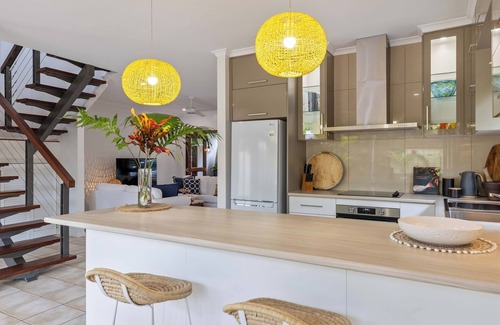 Port Douglas Villa | Melaleuca Villa with Private Pool in Port Douglas