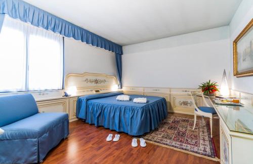 Merate Hotel | Melas Hotel