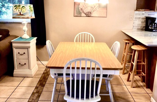 Melbourne Beach Cottage | Melbourne beach DIRECT OCEANFRONT u-c private beach access last min deals