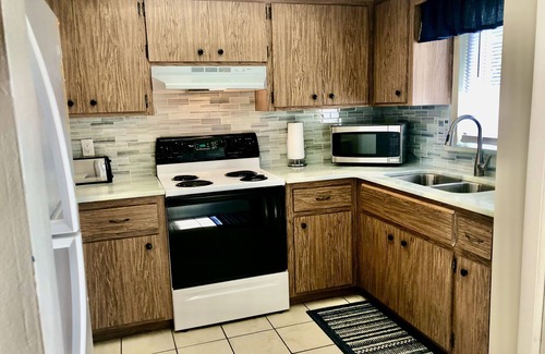 Melbourne Beach Cottage | Melbourne beach DIRECT OCEANFRONT u-c private beach access last min deals