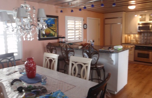 Melbourne Beach Condo | Melbourne Beach Ocean Front Pool, All rooms have an ocean view. 4th floor