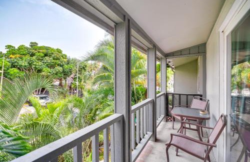 Historic Downtown Melbourne Apartment | Melbourne Condo with Balcony - 3 Mi to Beach!