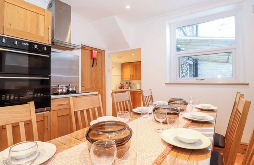 Keswick Cottage | MELBREAK HOUSE 1, pet friendly, with a garden in Keswick