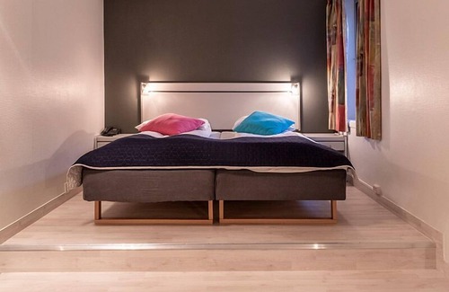 Melbu Hotel | Melbu Hotell