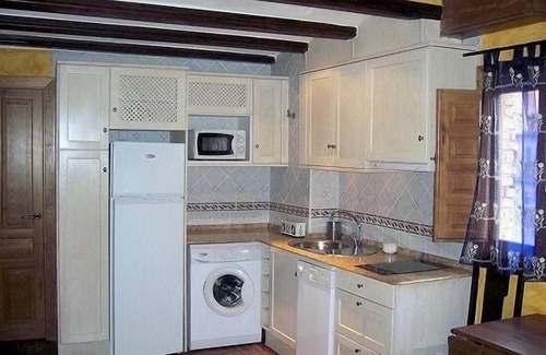 Daroca Cottage | Melihah hotel-apartments (Melihah apartment) for 4 people