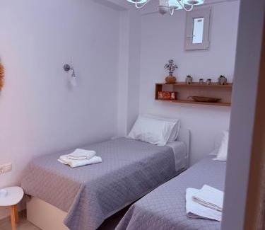 Kokinos Pirgos Apartment | Melina's Sunset