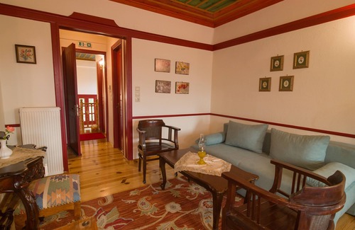 Asprangeloi Hotel | Meliteion traditional Hotel