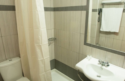 Theologos Hotel | Meliton Hotel